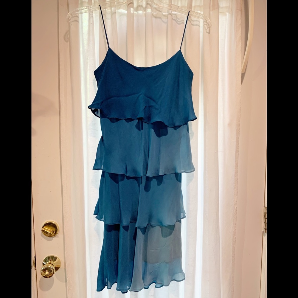 Nine West summer multi layer ruffle dress size 8